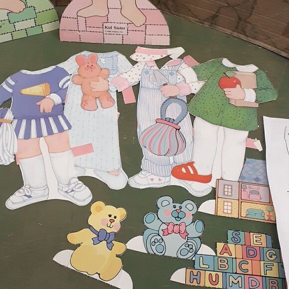 VINTAGE MY BUDDY PAPER DOLLS 2 DOLLS,  OUTFITS & TOYS 1986 HASBRO & bonus set - Picture 4 of 8